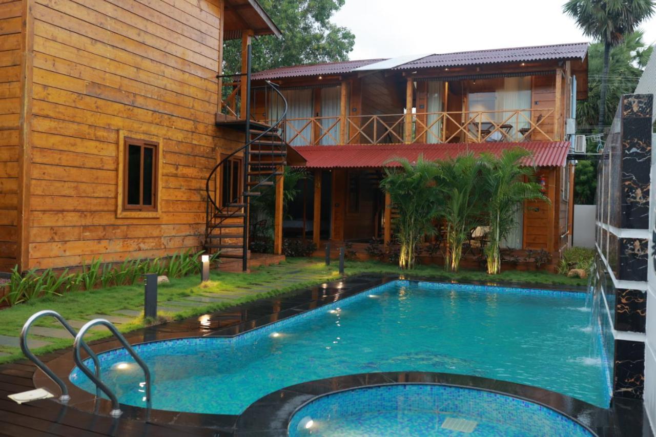 Wooden Ecr Sea Resort 蓬蒂切里 外观 照片