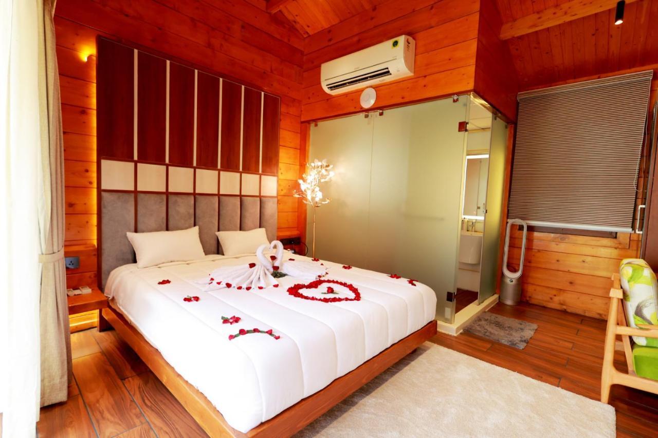 Wooden Ecr Sea Resort 蓬蒂切里 外观 照片