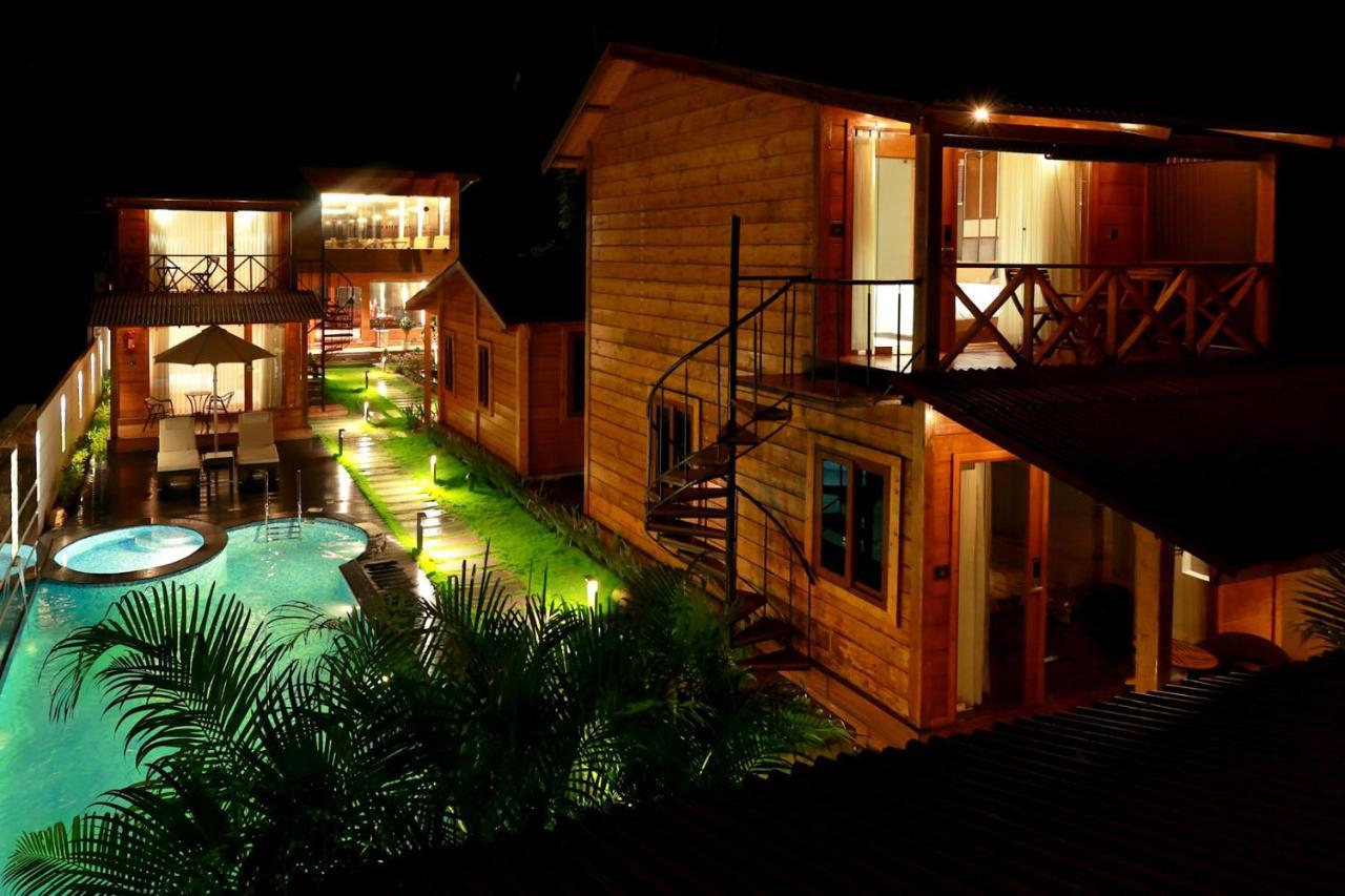 Wooden Ecr Sea Resort 蓬蒂切里 外观 照片